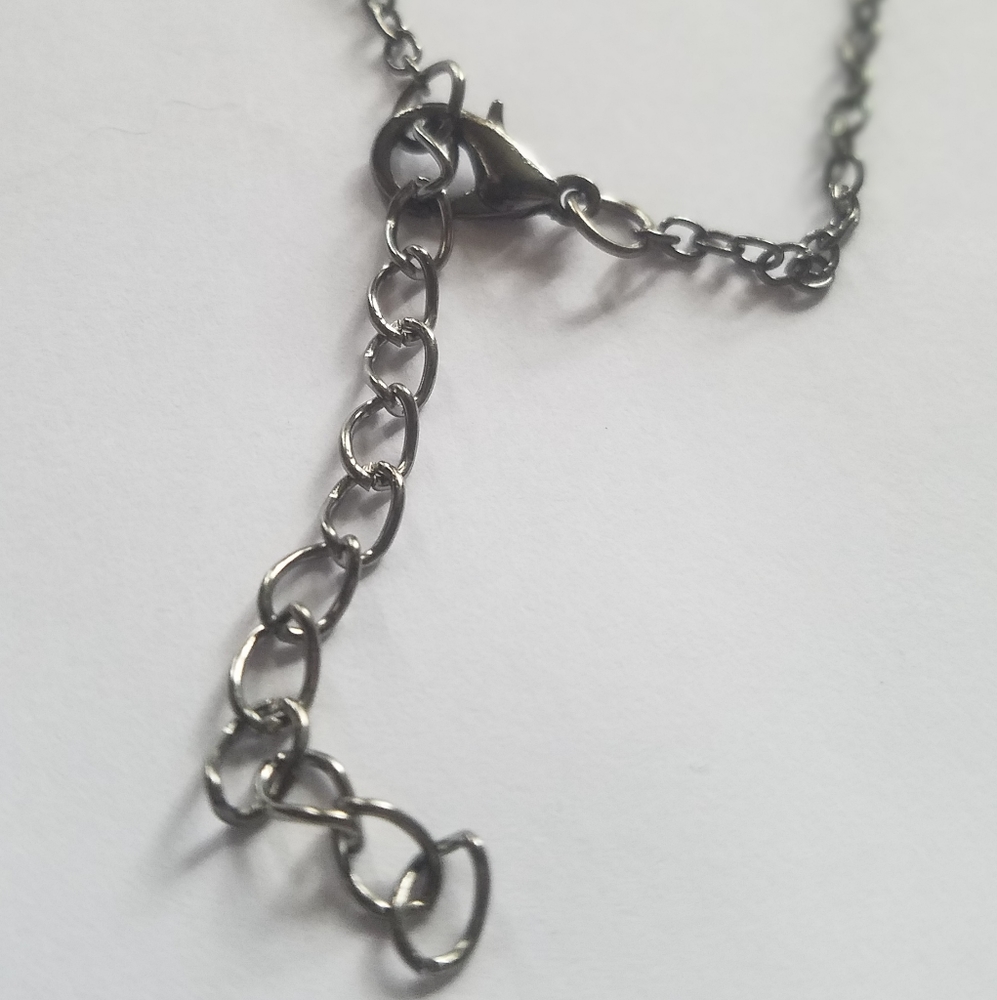 Spider Gem Necklace - Picture 5 of 10